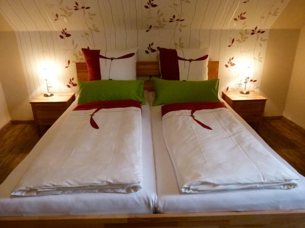 Gaestehaus Spatzennest Maikammer Luaran gambar