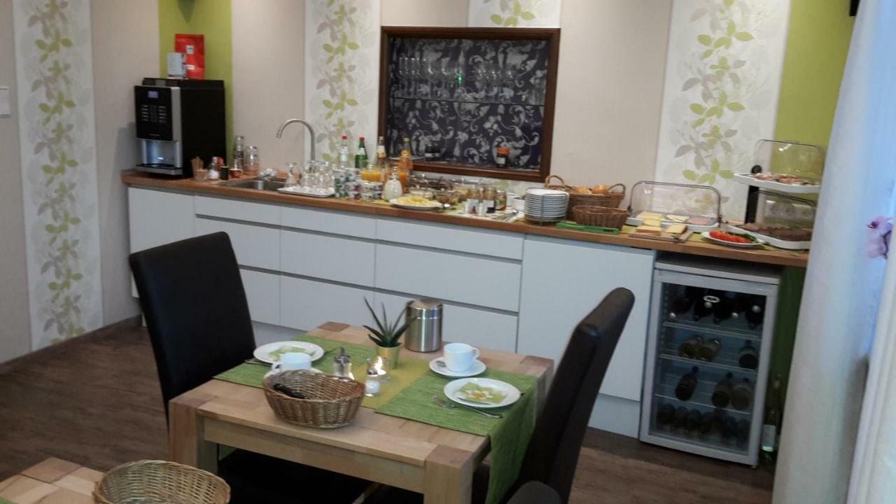 Gaestehaus Spatzennest Maikammer Luaran gambar